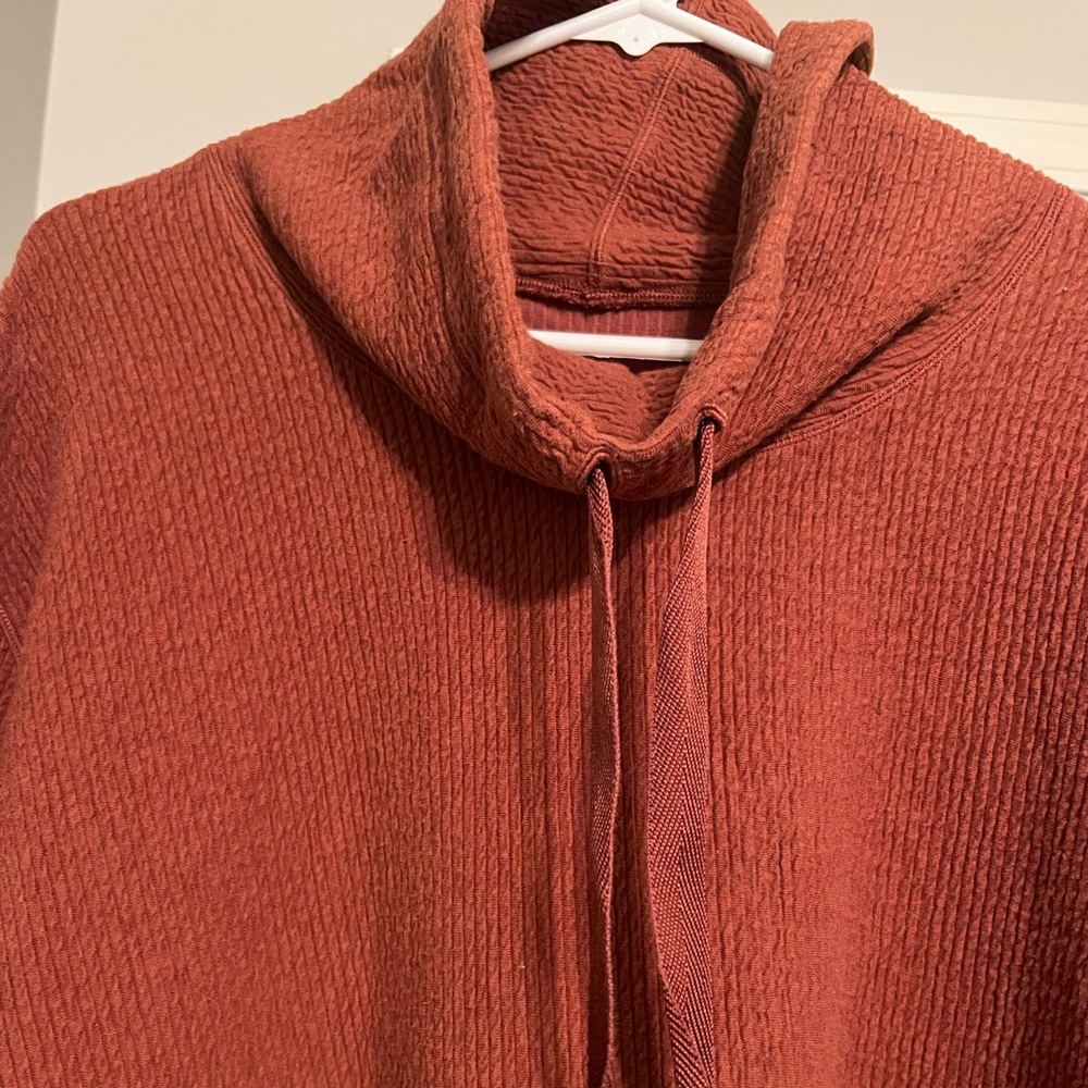 Lululemon Pullover - image 3